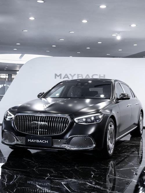 佛山345岚图汽车的售后服务让用户无忧出行，迈巴赫未来的豪华车趋势